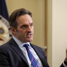 Roger Carstens Archives