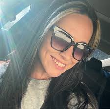 It's a Shepherd thing to take the girl and run… remember Stellan did it  too. He abducted their mom once upon a time. 😉