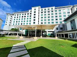 The tower, designed by architect hijjas kasturi, was completed in 1984. Hotel Tabung Haji Th Hotel Alor Setar Mengutamakan Keselesaan Pelanggan Orangmuo My