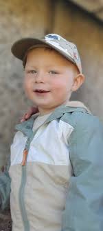 It's creeping closer. . . (Found some more of my old pictures.)