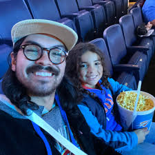 Are there any carpet installers available in Edmond location?