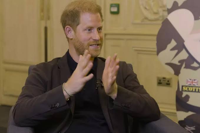 Emotional Prince Harry offers telling warning over own 'sad' situation -  The Mirror