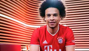 Bayerns flügelspieler leroy sané hat in der vergangenheit nicht nur auf dem platz für aufsehen gesorgt. Fc Bayern Munchen Verpflichtet Leroy Sane Von Manchester City