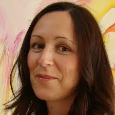 Estelle Becker's Instagram, Twitter & Facebook