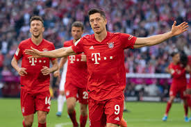 Lewandowski Makes History Again As Bayern Go Top Gulftoday