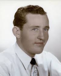 POLK COUNTY Early voting began Monday