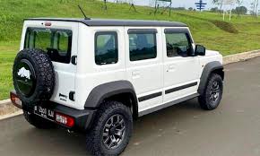 The 2021 suzuki jimny carries a braked towing capacity of up to 1300 kg, but check to ensure this applies to the configuration you're considering. Five Door Maruti Suzuki Jimny India Launch Likely Next Year