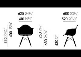 Dieser stuhl aus dem jahr 1950, entworfen vom ehepaar charles und ray eames. Versandfertig Eames Plastic Armchair Daw Vitra Stuhl Milia Shop