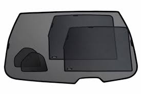 Der vw tiguan ist ein kompakter suv für die stadt und ein bisschen mehr. Scheibentonung Sonnenschutz Blenden Fur Vw Tiguan Fussmatten24 Schweizer