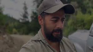 BUCK BEDDED FOR OVER 30 MINUTES