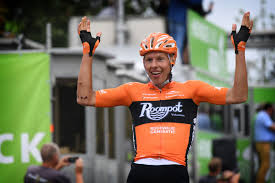 Ciclista neerlandés (es) тако ван дер хорн (ru); Taco Van Der Hoorn Van Kasplantje Tot Renner Met Worldtour Contract Wieler Revue