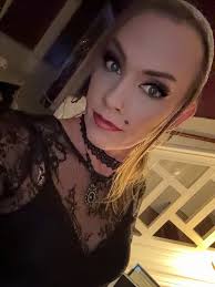 Emma Lynn Dowd (@emmalynndowd) • Instagram photos and videos