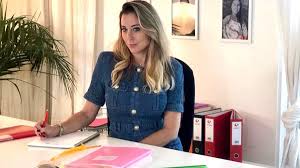 Magali berdah rejoint l'émission tpmp top chef : Magali Berdah Fait Sensation Pour Son Grand Retour Dans Tpmp