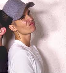 Eloisa Mendes (eloisamendes1313)