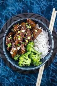 In a large skillet, heat oil on medium heat. Mongolian Seitan Vegan Mongolian Beef Yup It S Vegan High Protein Vegetarian Recipes Whole Food Recipes Mongolian Beef Recipes