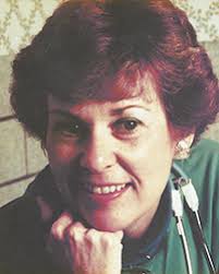 Sandra Moriarty's Instagram, Twitter & Facebook