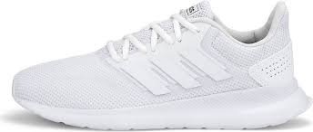 Adidas originals für herren sind der absolute renner bei allen, die einen minimalistischeren schuh suchen, der den hohen standard eines klassischen adidas sportschuhs mit einem lässigeren tragegefühl verbindet. Beliebte Marken Sneaker Von Adidas Nike Und Asics Bis Zu 50 Prozent Reduziert