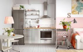 Las cocinas integrales pequeñas y modernas se han impuesto en las tendencias de decoración para las estancias más pequeñas. Ejemplos De Cocinas Pequenas Para Inspirar Tu Decoracion