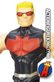 This 6 Inch Hawkeye Figure Looks An Awful Lot Like Wonder Man With Blonde Hair Superhero Marvel Superheroes Wonder Man