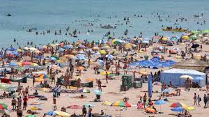Ce pățesc turiștii și localnicii care vin să se relaxeze la mare? Dragos RÄƒducan Fptr Programul Litoralul Pentru ToÅ£i Va Incepe La Sfarsit De August Inceput De Septembrie 18 08 2019 Bursa Ro