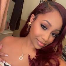 Danielle Hix (@Danielle_Hix)