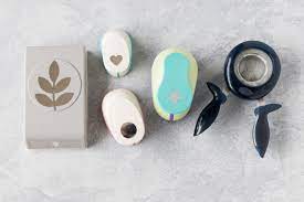 Below are some of the basic cardmaking cutting tools you will need to give your cards that professional neat look. Basic Card Making Supplies And Tools Rose Clearfield