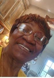 Janie Burnett's Instagram, Twitter & Facebook