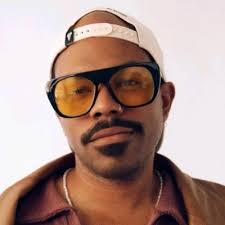 Sammy said "come through" for their new foldable launch party.