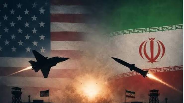 تصعيد أميركي إيراني واسع.. واشنطن تضرب أهدافًا عسكرية وطهران تعلن مهاجمة  قواعد في الكويت والأردن