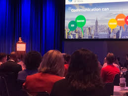 Maureen Thurston (@Designleverage)