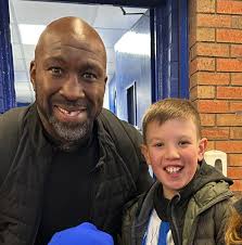 Rachel Davy (@rachvog)