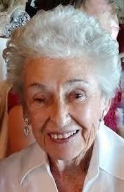 Delia Hanley's Instagram, Twitter & Facebook