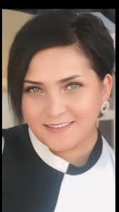 GüneBakış HABER Vefat… Cömert Ailesinin Acı Günü CÖMERT Giyim sahibi Murat  Cömert'in abisi Kadir Cömert'in kızı Damla Cömert Hakk'a yürümüştür.  Cenazesi 06 Eylül 2025 Cumartesi günü saat 15.00'te İzmir Narlıdere  Cemevi'nden kaldırılacaktır.