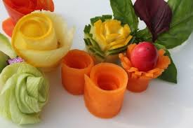Garnishing With Flowers Food Garnishes Food Decoration Fruit And Vegetable Carving