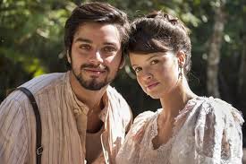 Fotos da novela orgulho e paixão : Rodrigo Simas Posta Foto Aos Beijos Com Agatha Moreira Super Radio Tupi