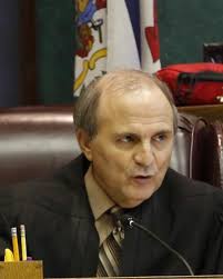 John Lewis 'Louie' Marks Jr., 'statesman of the law,' winds down career as  'a great judge'