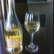The Best Wine Very Sweet Moscato Wine Sweet Wine Wine Drinks