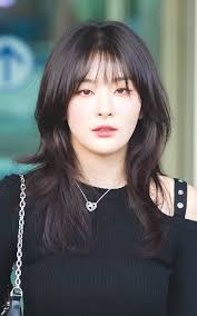 Do you like your bias's current hairstyle?