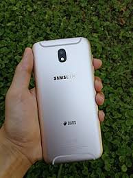 Unmatched quality samsung galaxy j7 pro to give you an exclusive feel. Samsung Galaxy J7 2017 Wikipedia