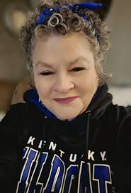 Who is the subject of Carly Simon's song You're So Vain?