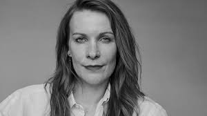 Eva María Daníels látin