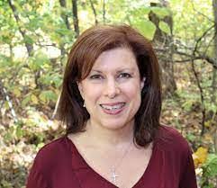 Kathy Beach's Instagram, Twitter & Facebook