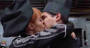 Jul 02, 2021 · sin importar que eva daniela sea novia de juan osorio, tuvo que realizar una escena de beso apasionado con el hijo de éste, emilio osorio, algo que para muchos fue incorrecto. Polemica Por Beso De Emilio Osorio A La Novia De Su Padre Labotana Com