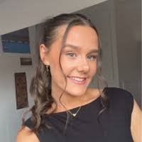 Kendra Morrey's Instagram, Twitter & Facebook