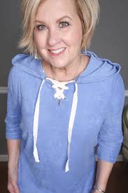 HOW TO LOOK GREAT WHILE WEARING LOUNGEWEAR