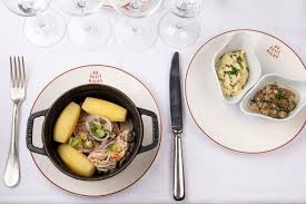 Galerie Photos Du Restaurant Au Petit Riche