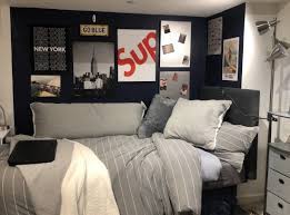Easy Ways To Make A Guy S Dorm Room Look Great In 2019 Guy Dorm Rooms Cool Dorm Rooms Guy Dorm
