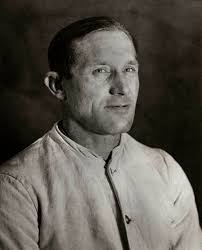 Isa Genzken Front OperationArt Blart _ art and cultural memory archive