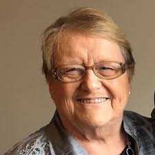 Donna Dykstra's Instagram, Twitter & Facebook