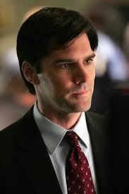 Thomas Gibson looks so young in this season 1 photo from Criminal ...